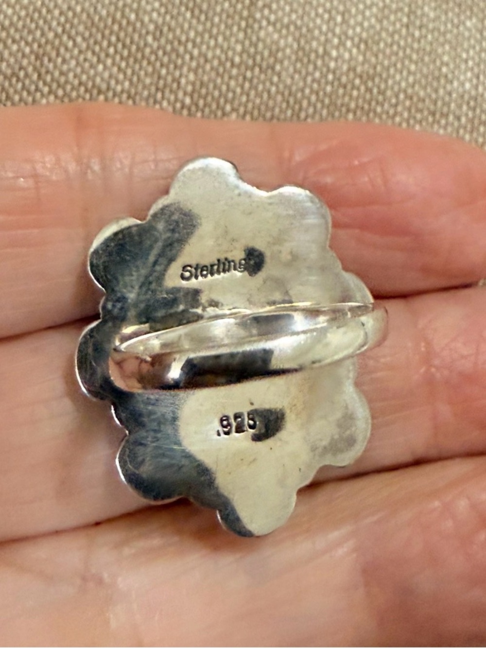 Vintage Cameo Sterling Silver and Turquoise Oval Statement Ring - Picture 3 of 6
